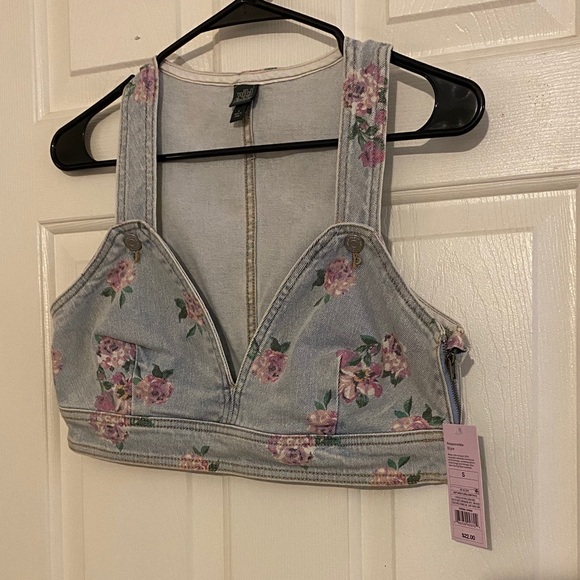 wild fable Light Blue Floral Denim Crop Top - Picture 3 of 4